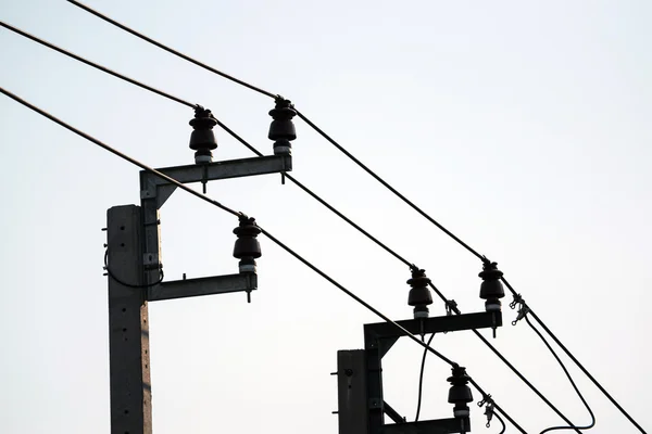 Isolatori di linee elettriche . — Foto Stock