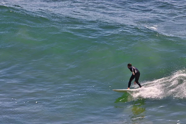 Surfing Big Summer Waves Big Dume California — Stock Photo, Image