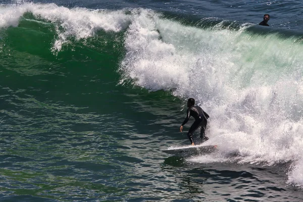 Surfing Big Summer Waves Big Dume California — Stock Photo, Image