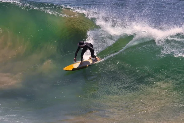 Surfing Big Summer Waves Big Dume California — Stok Foto