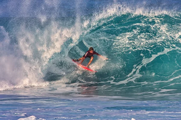 Surfa Jättevågor Vid Pipeline Norra Stranden Oahu Hawaii — Stockfoto