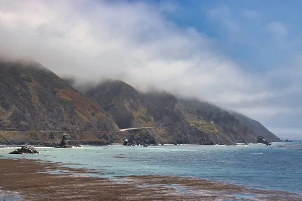 Caminhadas Surf Sand Dollar Beach Big Sur Dia Nebuloso — Fotografia de Stock