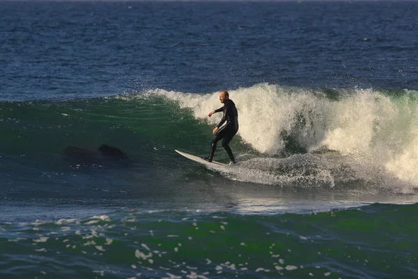 Surfeando Grandes Olas Verano Leo Carrillo State Beach California 2021 — Foto de Stock