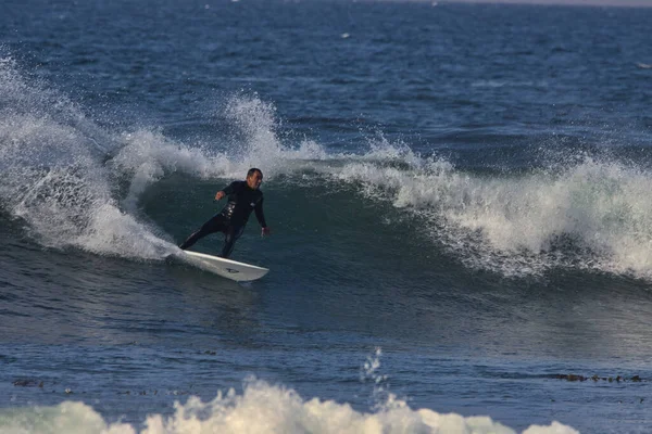 Surfeando Grandes Olas Verano Leo Carrillo State Beach California 2021 — Foto de Stock