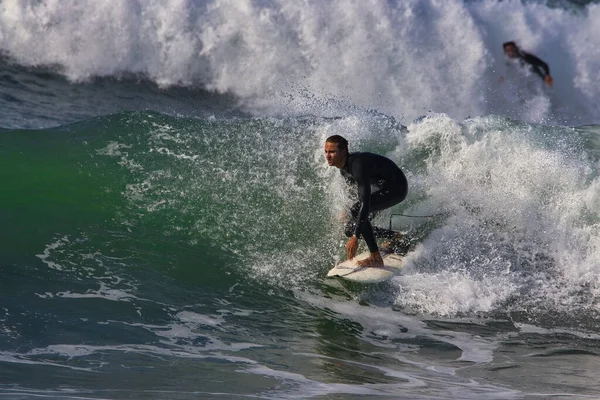 Szörfözés Nagy Nyári Hullámok Leo Carrillo State Beach California 2021 — Stock Fotó