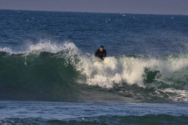 Surfeando Grandes Olas Verano Leo Carrillo State Beach California 2021 —  Fotos de Stock