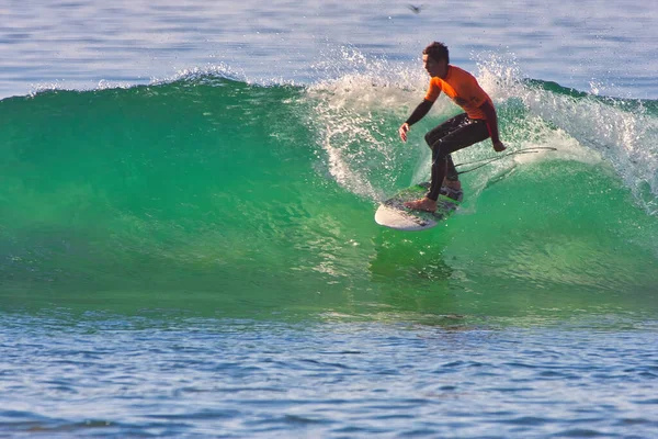 Surfing Vid Rincon Punkt Kalifornien 2021 — Stockfoto