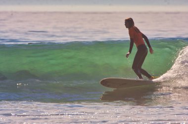 Rincon Klasik Sörf Yarışması 'nda sörf Rincon California 01-18-2014