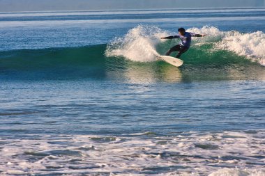 Rincon Klasik Sörf Yarışması 'nda sörf Rincon California 01-18-2014