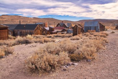 Sierra Dağlarındaki Bodie hayalet kasabası