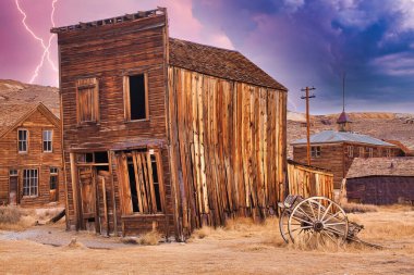 Sierra Dağlarındaki Bodie hayalet kasabası