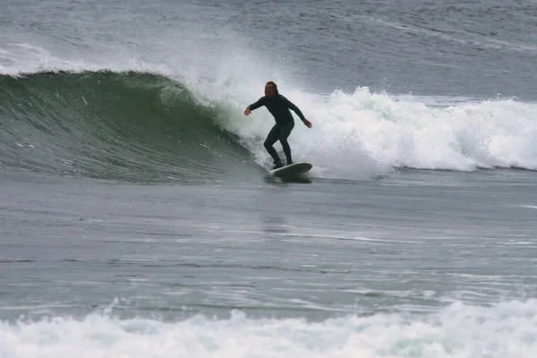 Surfing White Point Nova Scotia Canada — Stockfoto