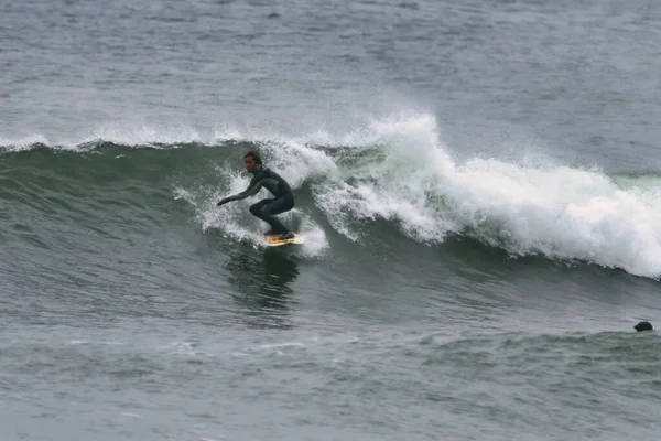 Surfing White Point Nova Scotia Canada — Stockfoto