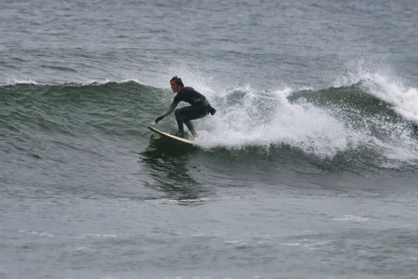 Surfing White Point Nova Scotia Canada — Fotografia de Stock