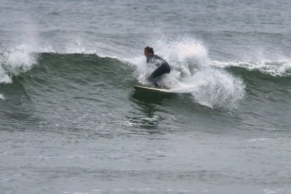 Surfing White Point Nova Scotia Canada — Fotografia de Stock