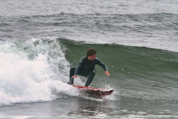 Surfing White Point Nova Scotia Canada — Fotografia de Stock