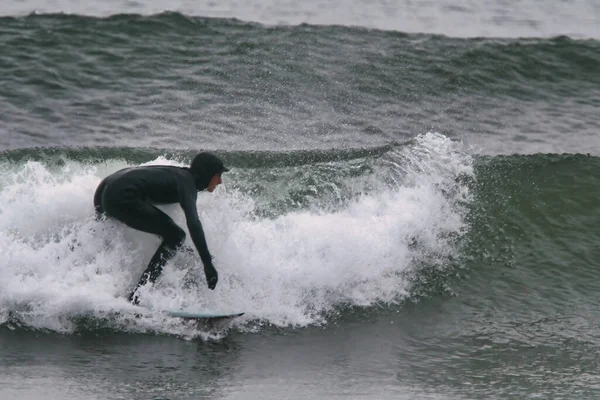 Surfing White Point Nova Scotia Canada — Fotografia de Stock