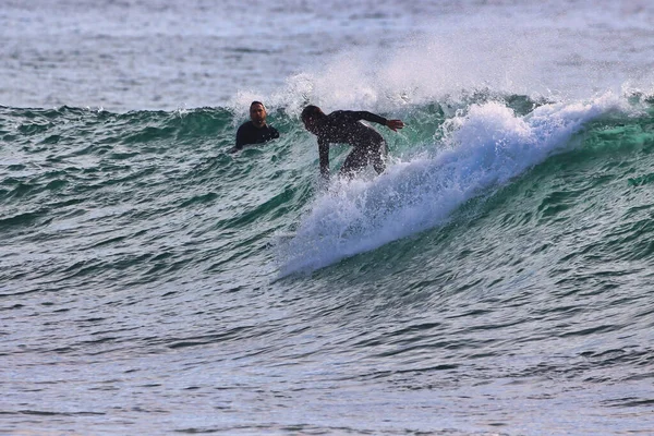 Surfando Ondas Inverno Ponto Rincon Califórnia 2021 — Fotografia de Stock