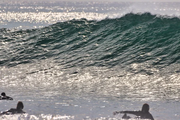 Surfing Winter Waves Rincon Point California 2021 — Φωτογραφία Αρχείου