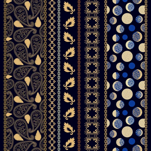 Bohem motifleri ile sorunsuz desenli kenarlık kümesi. Elle çizilmiş paisley desen, yaprakları, Şam sınırları, hilal ay çizimler. 