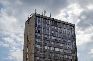 Sovyet modernizminin mimari tarzında yayınevi, Lviv, Ukrayna. 