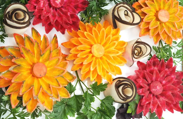 Blumen aus Gemüse. — Stockfoto