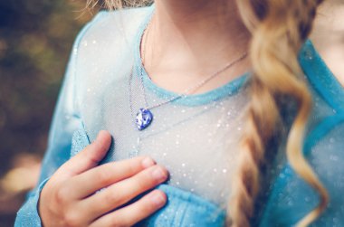  Elsa Cartoon soğuk kalp cosplay