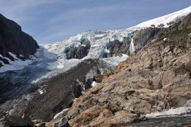 Briksdalsbreen