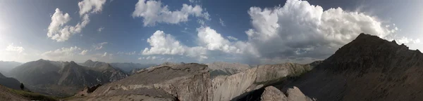 Los Alpes, Naturaleza alpina — Foto de Stock