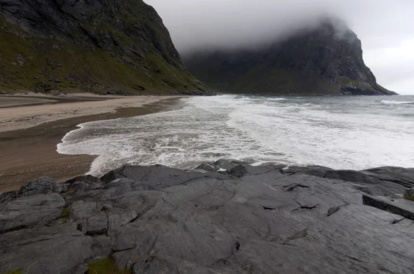 Kvalvika plaj. Norveç — Stok fotoğraf