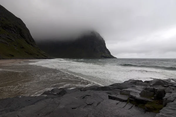 Kvalvika plaj. Norveç — Stok fotoğraf