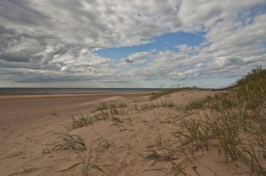 Beyaz dune yakınındaki Riga, Letonya