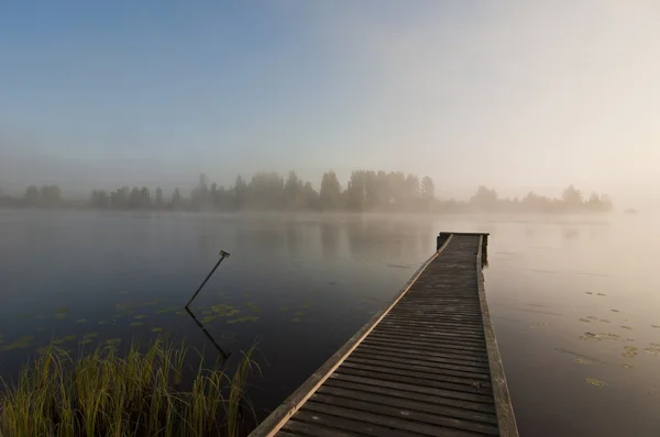 Finland, dimma på vattnet. — Stockfoto