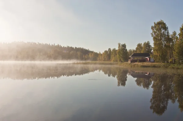 Finlandia, niebla en el agua . — Foto de Stock