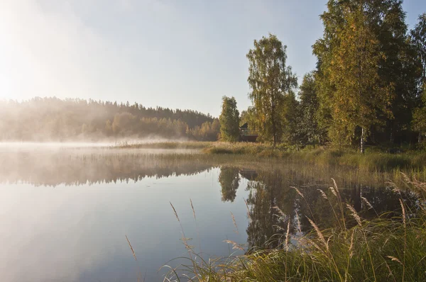 Finland, mist op het water. — Stockfoto