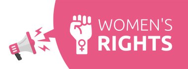 Protesto yumruk sembolü. Kadın hakları mesajlı megafon pankartıyla duyuru.