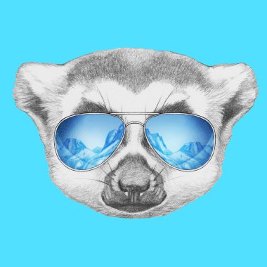 Lemur portresi ayna güneş gözlüğü ile. 