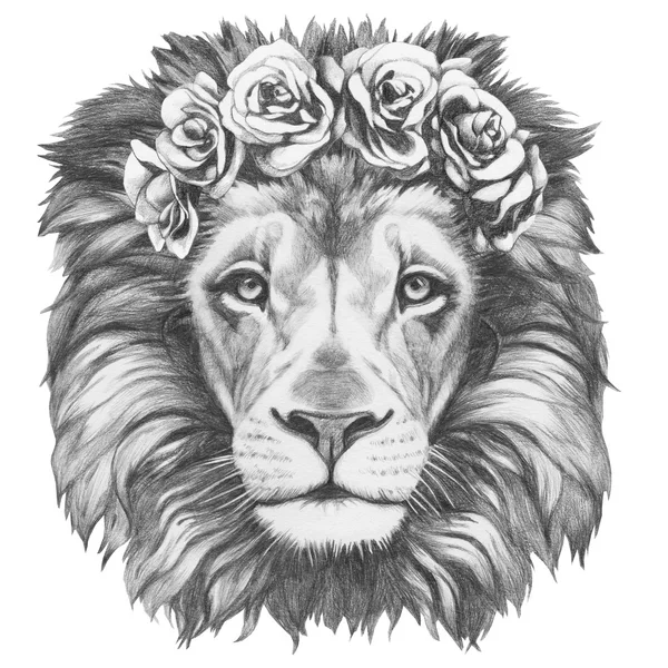 Lev s květinovými hlavy věnec — Stock fotografie