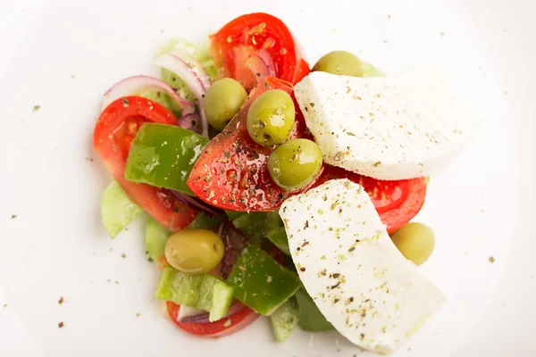Salada grega com legumes frescos — Fotografia de Stock