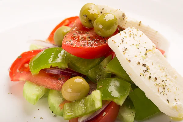 Salada grega com legumes frescos — Fotografia de Stock