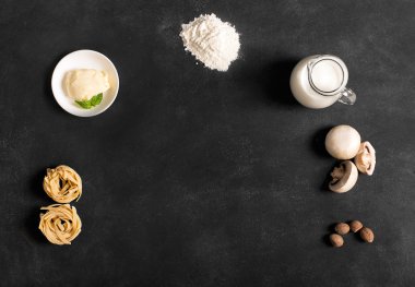 Mantar ve Beşamel soslu makarna tarifi