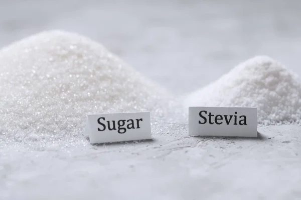 Välja Mellan Socker Och Sötningsmedel Stevia Högar Med Signatur — Stockfoto