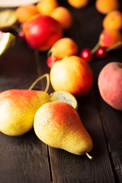 おいしい梨や他の果物 — ストック写真