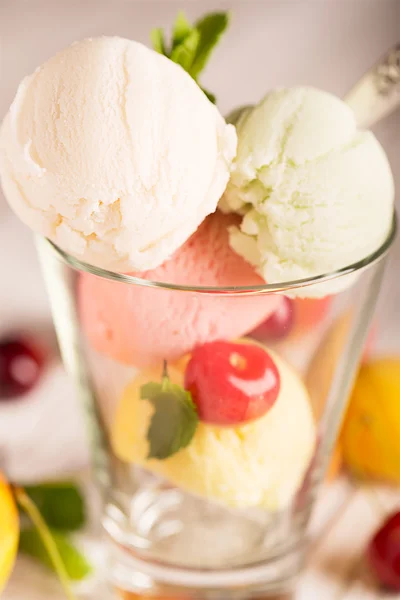 Chutné zmrzliny — Stock fotografie