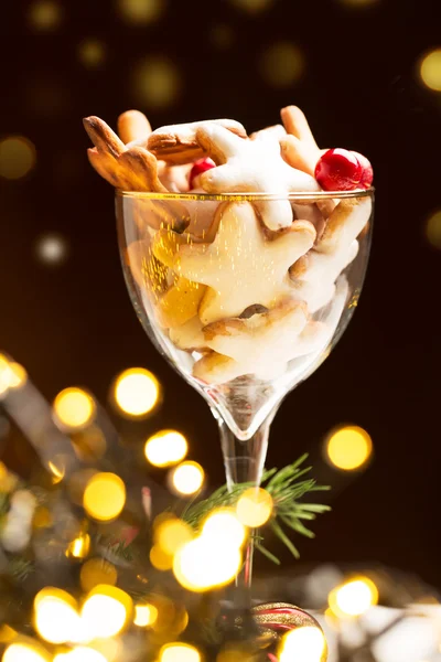Стакан рождественского печенья — стоковое фото