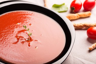 domates gazpacho çorbası