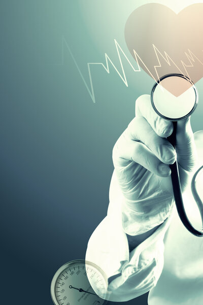 Медицинский коллаж с врачом и стетоскопом
