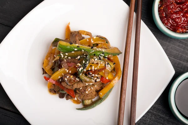 Traditioneller chinesischer Salat — Stockfoto