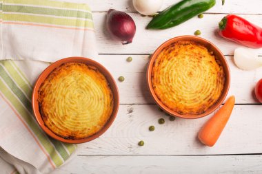 Etli börek patates ile