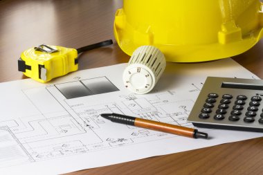 Termostatik vana ve hidrolik proje ile bir Ofis Masası